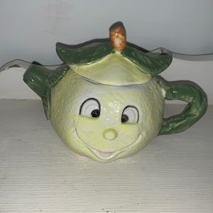 Anthropomorphic Lemon Face Teapot